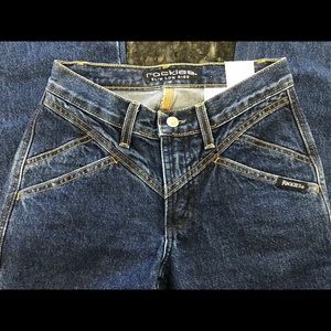 Rockies Slim Low Rise Relaxed Jeans